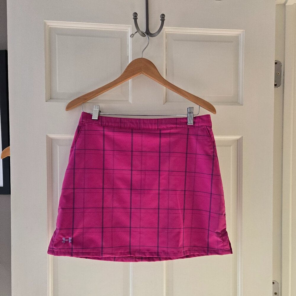 Under Armour Golf Skort in Fuscia
